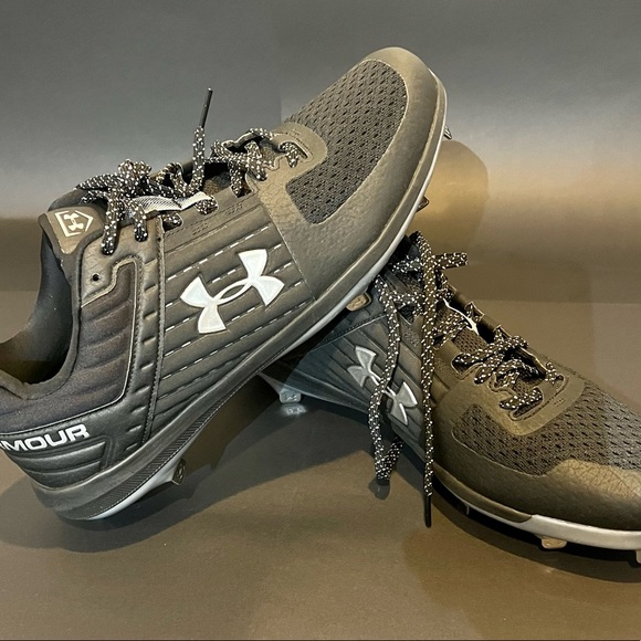 NEW Under Armour Men's UA Yard Low ST Baseball Cleats - Black- 3021711-002 - Picture 2 of 8